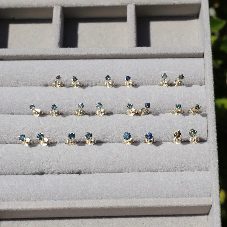 2.4mm Parti Stud Earrings, Icy & Teal Blue, 4 claw 9ct Yellow Gold