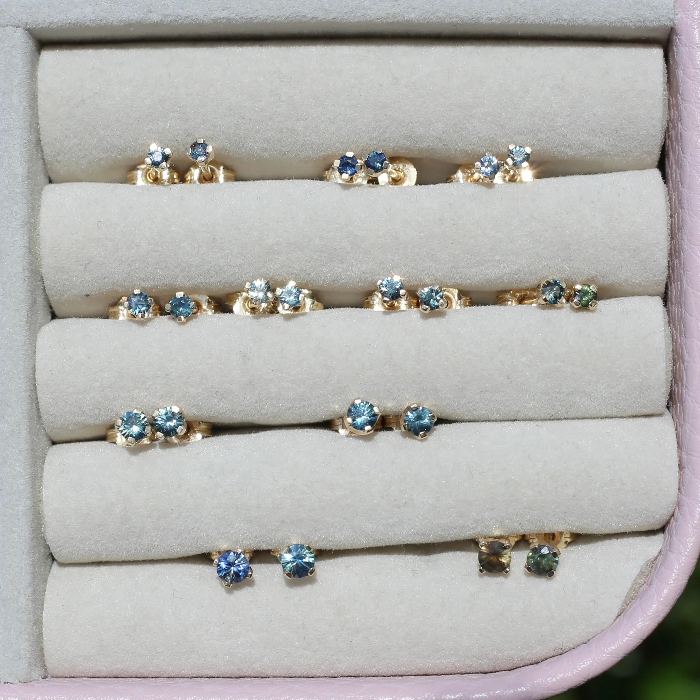 2.4mm Parti Stud Earrings, Icy & Teal Blue, 4 claw 9ct Yellow Gold