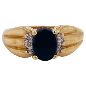 Oval Black Onyx Ribbed Ring