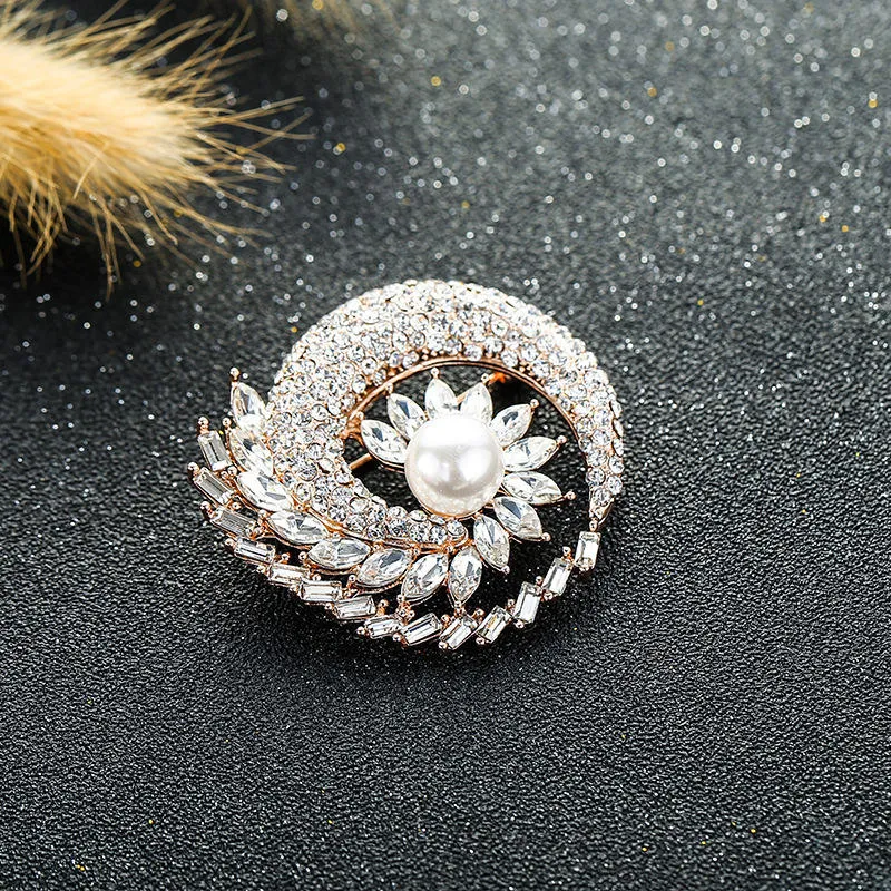 Sisslia 2024 High Quality Fashion Flower Alloy Crystal Gift Trend Diamond Brooch for Women