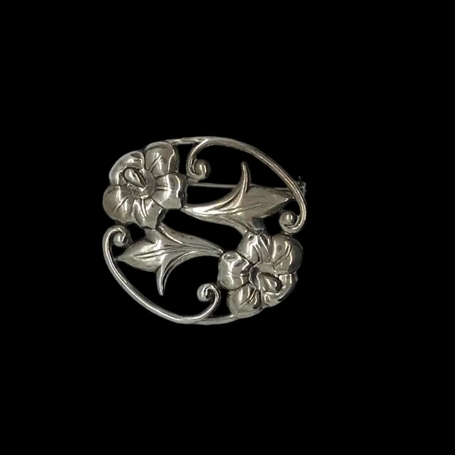 Vintage Sterling Silver Art Nouveau Floral Brooch