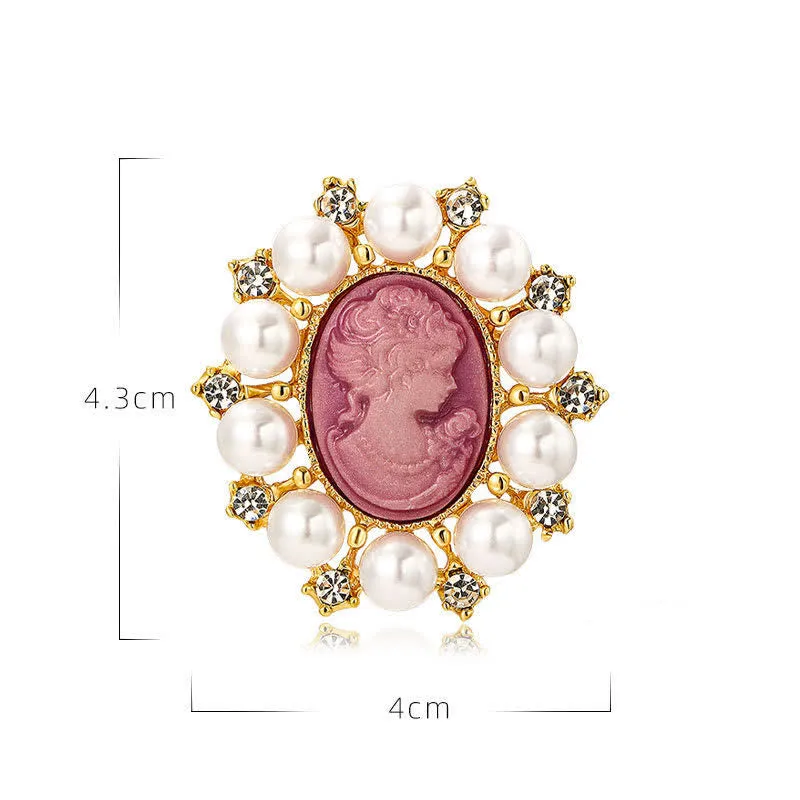 Women's Palace Relief Beauty Pearl Brooch